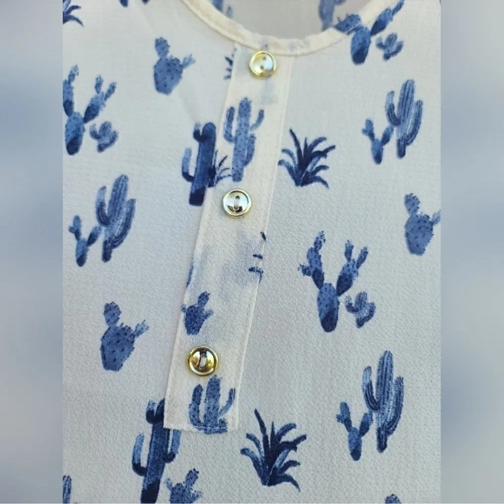 NWOT Sage & Vicky Ivory Textured Tank Semi Sheer Blue Cactus Hi Low -Size Medium - Picture 6 of 6